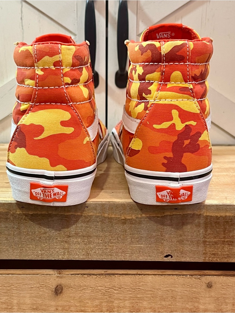 VANS Sk8-Hi Canvas Skate Shoes Orange / Yellow Camo Women Size 8- Men Size 6.5 - Picture 6 of 11